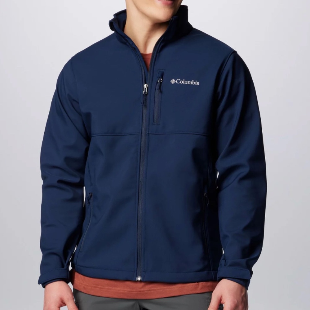 Columbia Men’s Ascender Softshell Jacket in Navy Blue Size Small